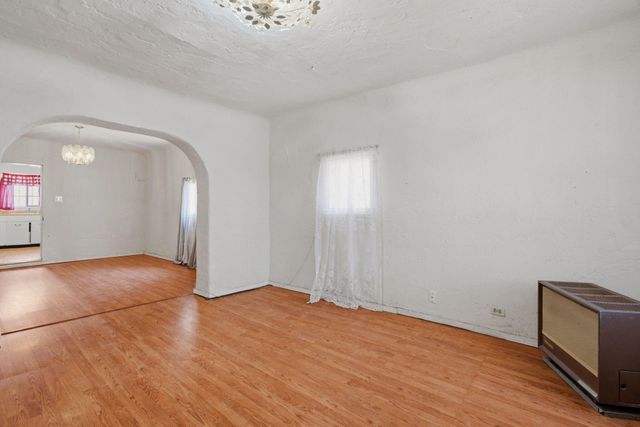 1204 John Street SE, Albuquerque, NM 87102