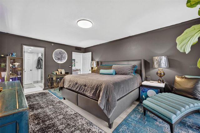 530 E CENTRAL BOULEVARD 803, Orlando, FL 32801