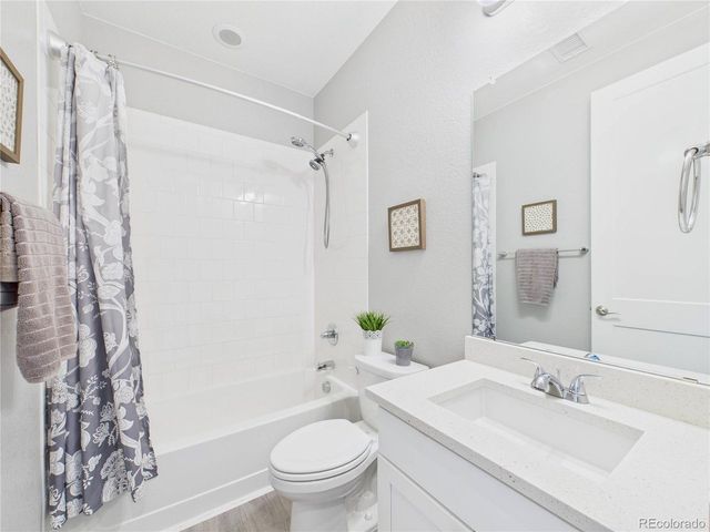 9427 Anvil St, Arvada, CO 80007