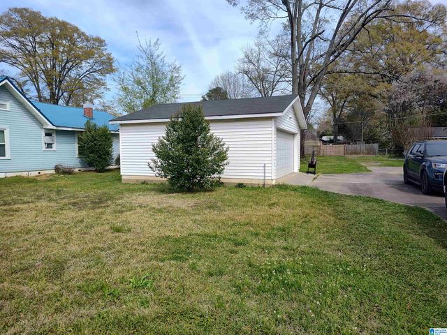 406 BROADWAY AVENUE, Sylacauga, AL 35150