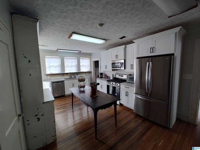 406 BROADWAY AVENUE, Sylacauga, AL 35150