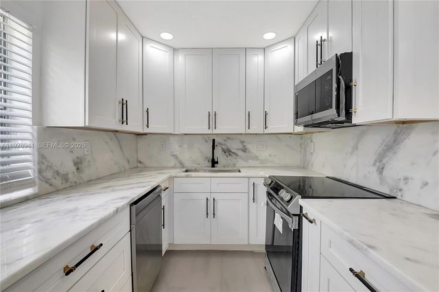 708 Normandy O 708, Delray Beach, FL 33484