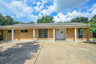 8910 Reamer Street, Houston, TX 77074