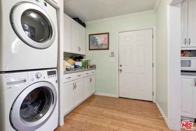 3240 Mcmanus Avenue, Los Angeles, CA 90034