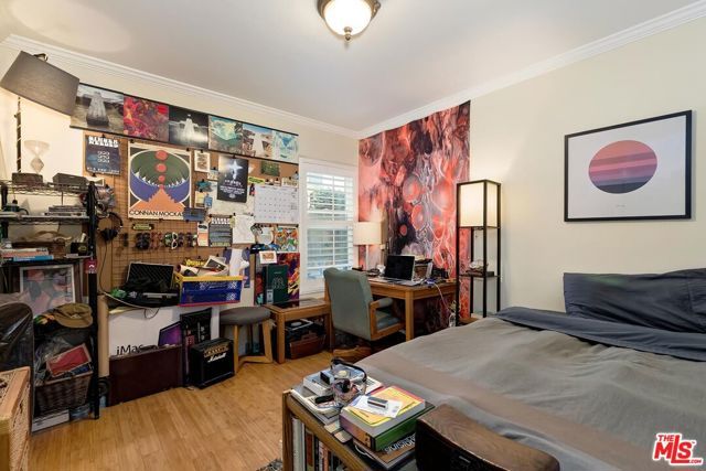 3240 Mcmanus Avenue, Los Angeles, CA 90034