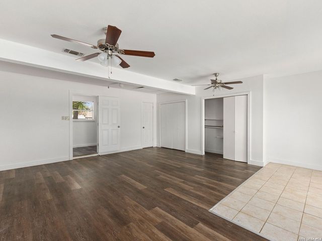 2206 PEACH BLOSSOM ST, San Antonio, TX 78247