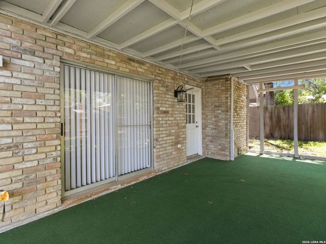 2206 PEACH BLOSSOM ST, San Antonio, TX 78247