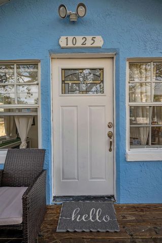 1025 11TH AVENUE NW, Largo, FL 33770