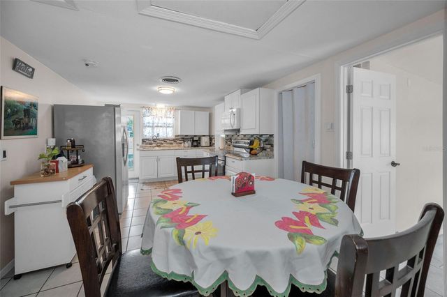 1025 11TH AVENUE NW, Largo, FL 33770