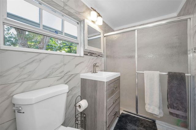 1025 11TH AVENUE NW, Largo, FL 33770