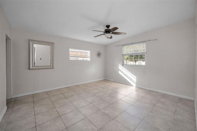 1025 11TH AVENUE NW, Largo, FL 33770