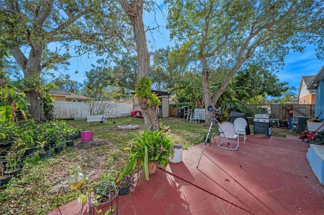 1025 11TH AVENUE NW, Largo, FL 33770