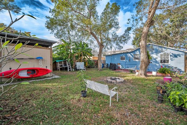 1025 11TH AVENUE NW, Largo, FL 33770