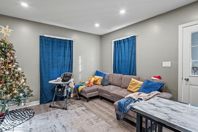 44-46 Oliver Street, Fitchburg, MA 01420