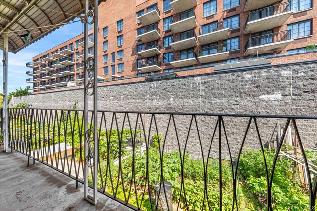 14477 37th Avenue, Flushing, NY 11354