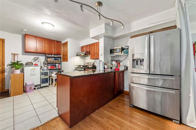 14477 37th Avenue, Flushing, NY 11354