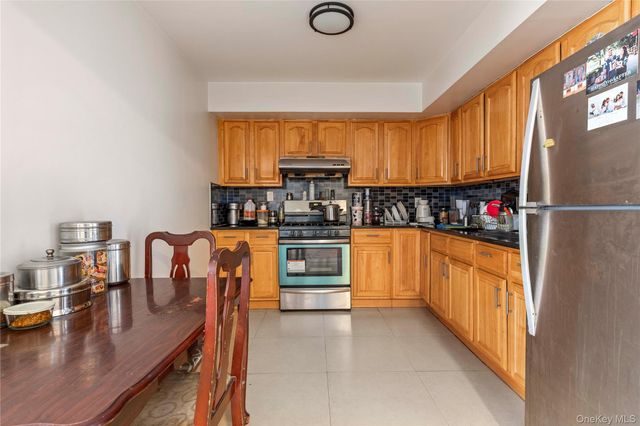14477 37th Avenue, Flushing, NY 11354