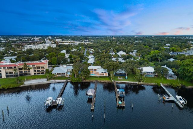 700 SW St Lucie Crescent, Stuart, FL 34994