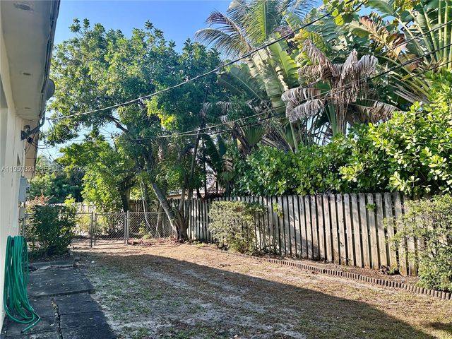 1435 NE 22nd St 2, Wilton Manors, FL 33305