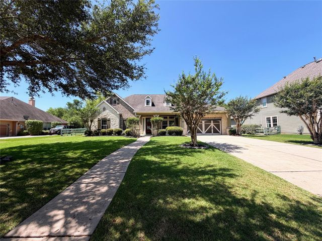 5119 Water Oak Crescent, Fulshear, TX 77441