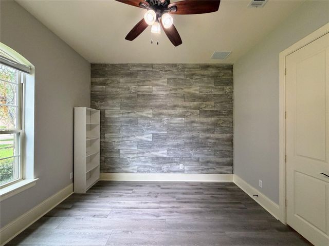 5119 Water Oak Crescent, Fulshear, TX 77441