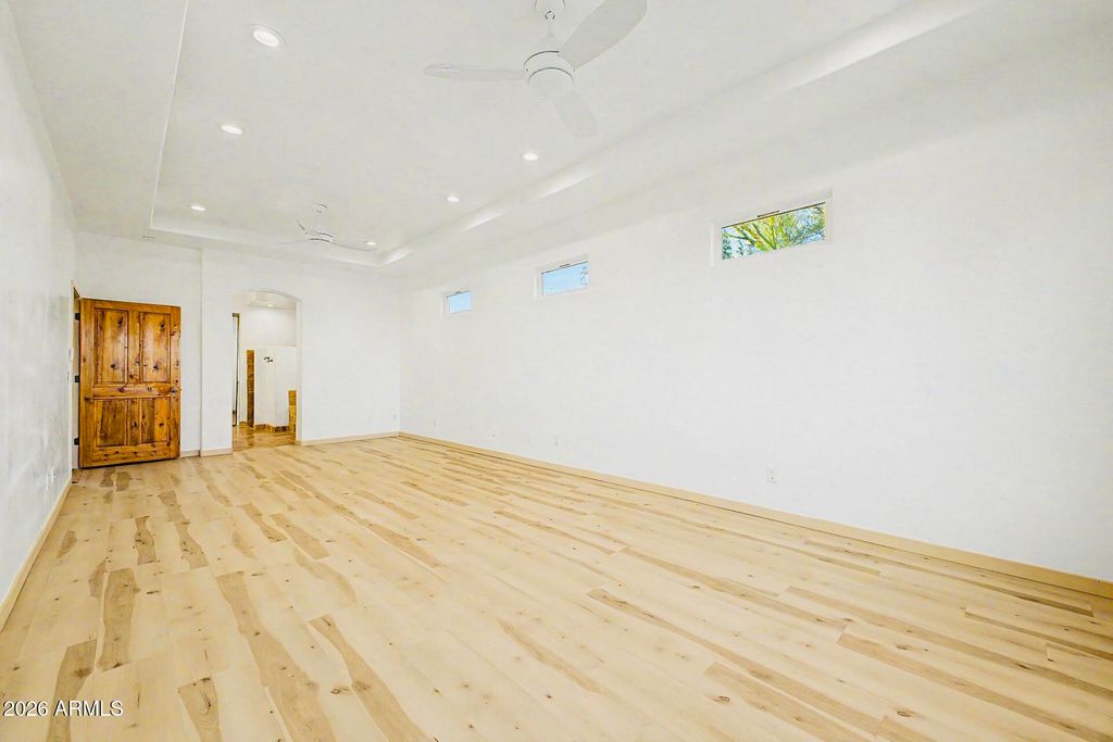 Image 17 of property listing at 36439 N 14TH Street, Phoenix, AZ 85086