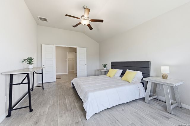 829 Stonemanor Bay, Seguin, TX 78155