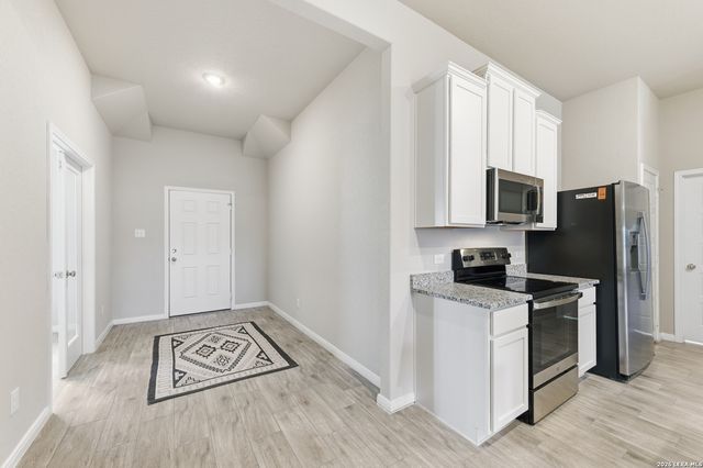 829 Stonemanor Bay, Seguin, TX 78155