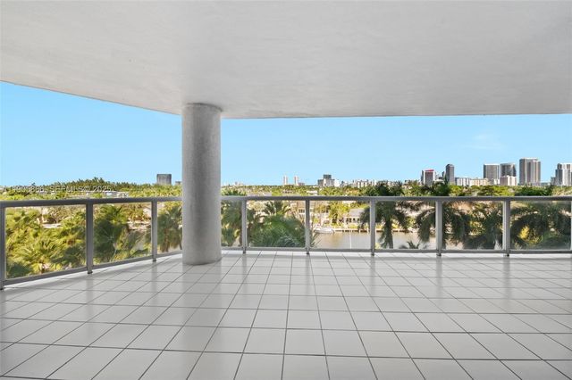 3598 Yacht Club Drive 602, Aventura, FL 33180