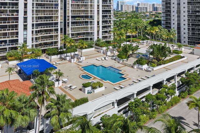 3598 Yacht Club Drive 602, Aventura, FL 33180