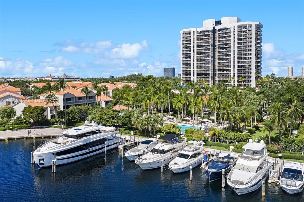 3598 Yacht Club Drive 602, Aventura, FL 33180