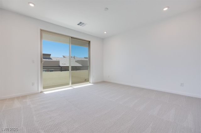 11905 Angle Cliff Avenue, Las Vegas, NV 89138