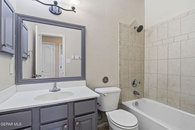 752 Weiermann, Horizon City, TX 79928