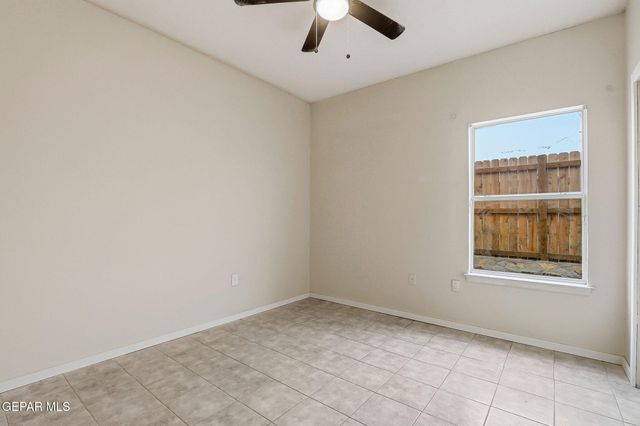 752 Weiermann, Horizon City, TX 79928