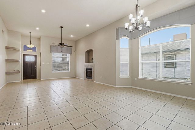 752 Weiermann, Horizon City, TX 79928