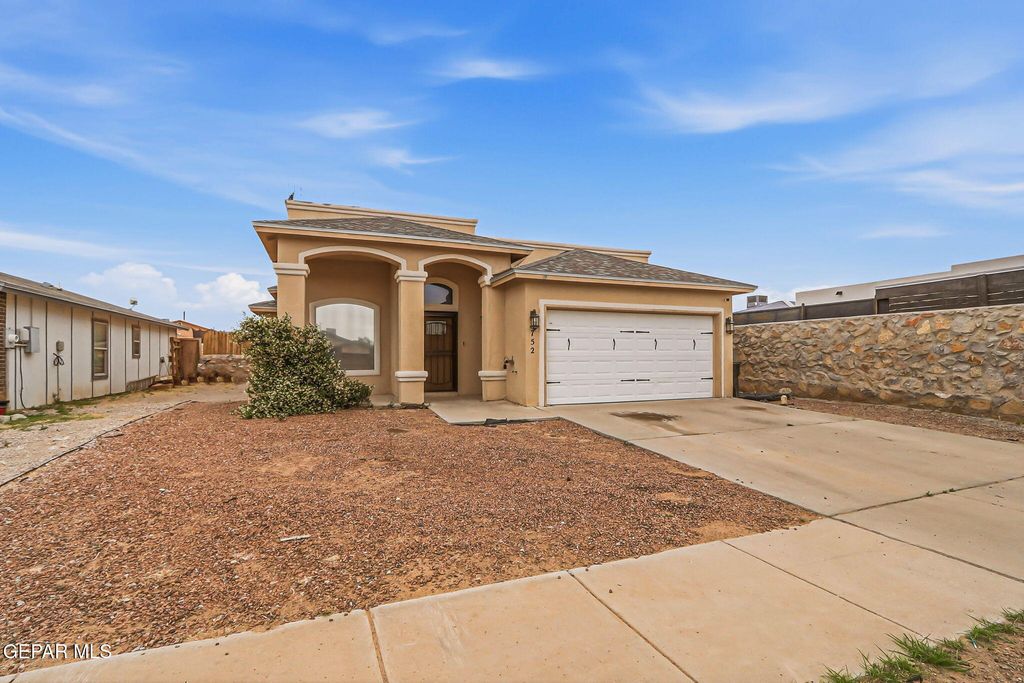 752 Weiermann, Horizon City, TX 79928