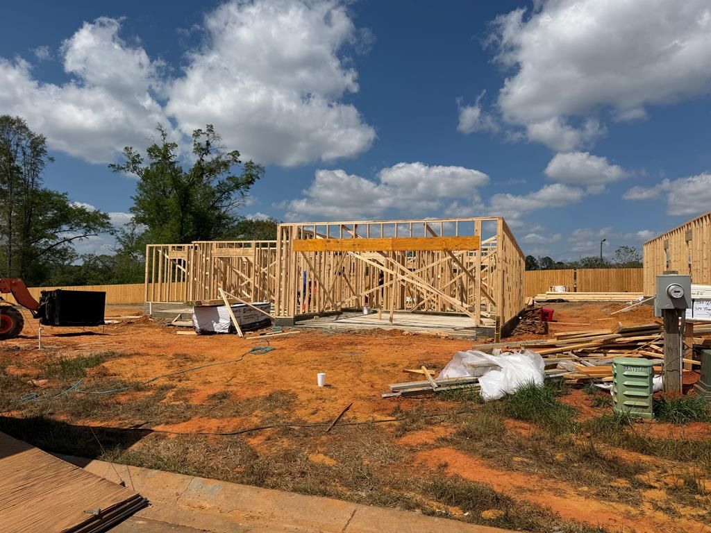 316 Thornbird Loop, Enterprise, AL 36330