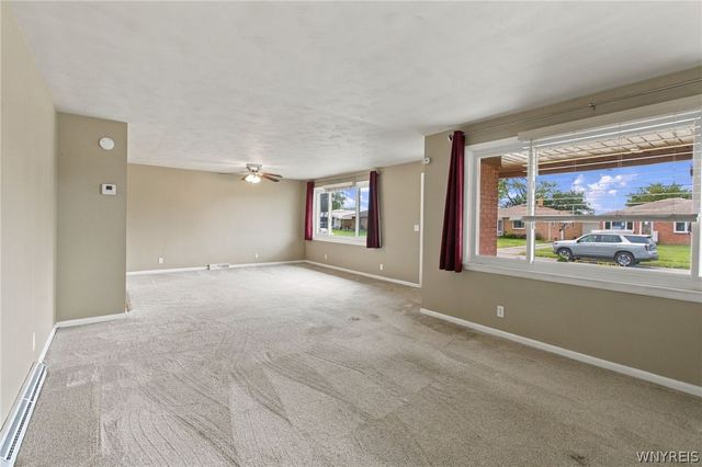 19 Trudy Lane, Cheektowaga, NY 14227