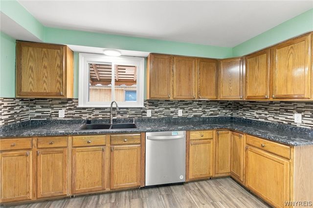 19 Trudy Lane, Cheektowaga, NY 14227