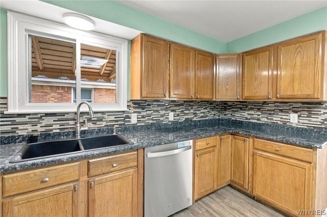 19 Trudy Lane, Cheektowaga, NY 14227