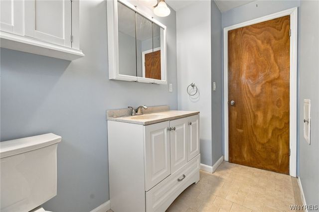 19 Trudy Lane, Cheektowaga, NY 14227