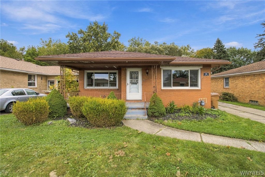 19 Trudy Lane, Cheektowaga, NY 14227