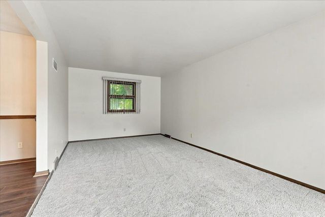 5302 Comanche Way, Madison, WI 53704