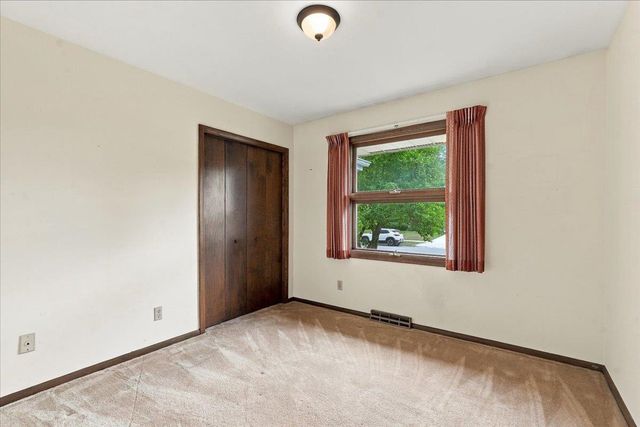 5302 Comanche Way, Madison, WI 53704