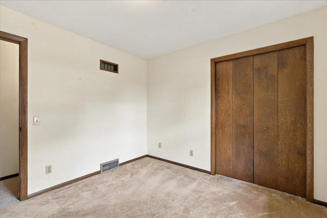 5302 Comanche Way, Madison, WI 53704