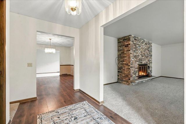 5302 Comanche Way, Madison, WI 53704