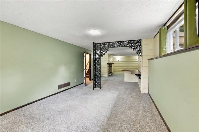 5302 Comanche Way, Madison, WI 53704