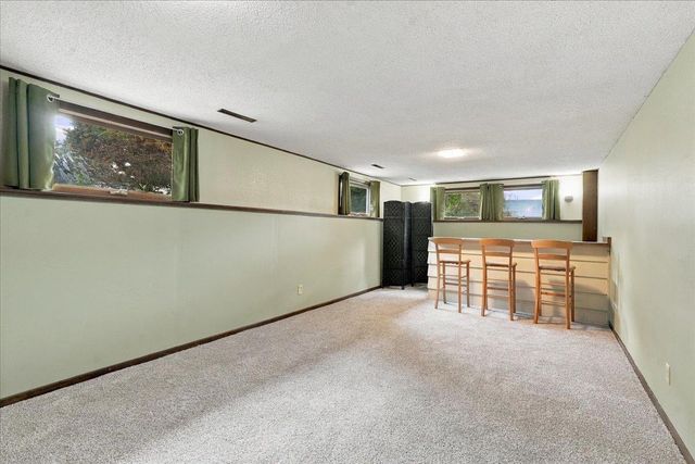 5302 Comanche Way, Madison, WI 53704