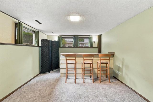 5302 Comanche Way, Madison, WI 53704