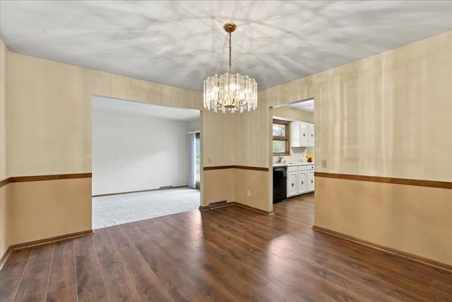 5302 Comanche Way, Madison, WI 53704
